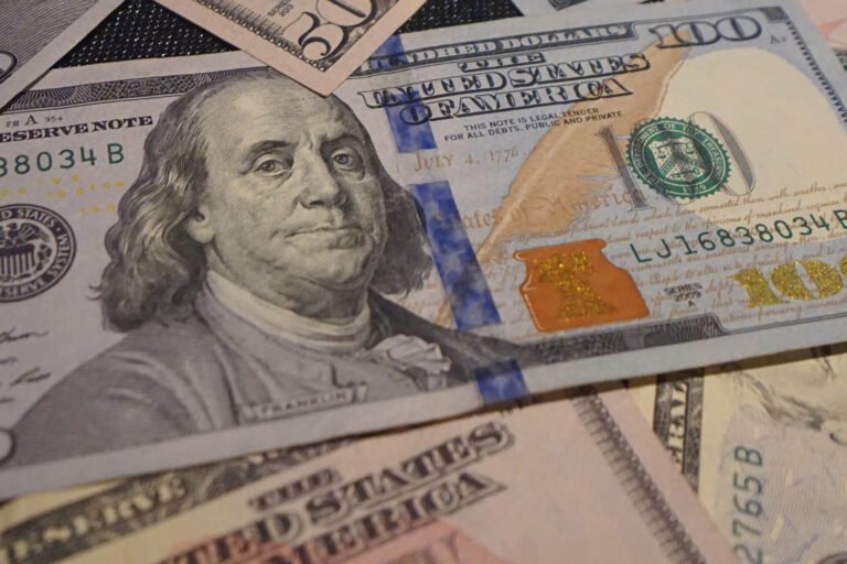 Types of Money in a Modern Economy